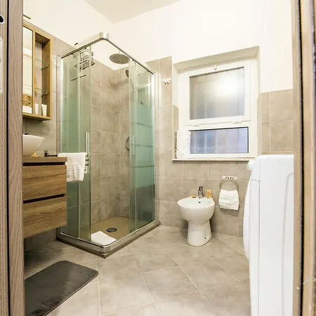 Acquario 3', 2br, Ac, Wifi & Netflix By Tilo 公寓 热那亚