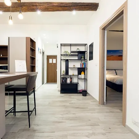 Apartman Acquario 3', 2br, Ac, Wifi & Netflix By Tilo