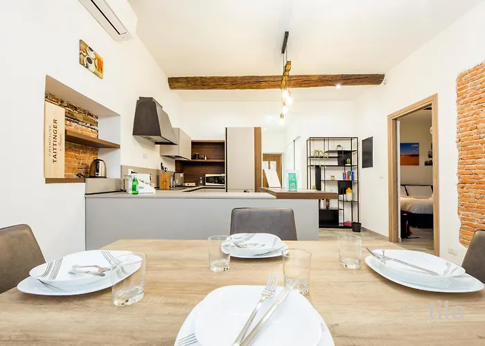 Acquario 3', 2br, Ac, Wifi & Netflix By Tilo アパート *